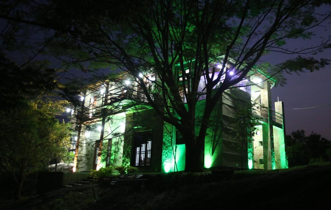 Green Castle Kandy Ξενοδοχείο Εξωτερικό φωτογραφία